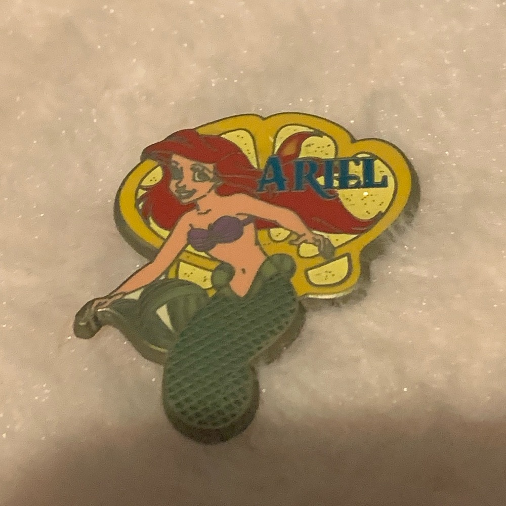 Ariel pin